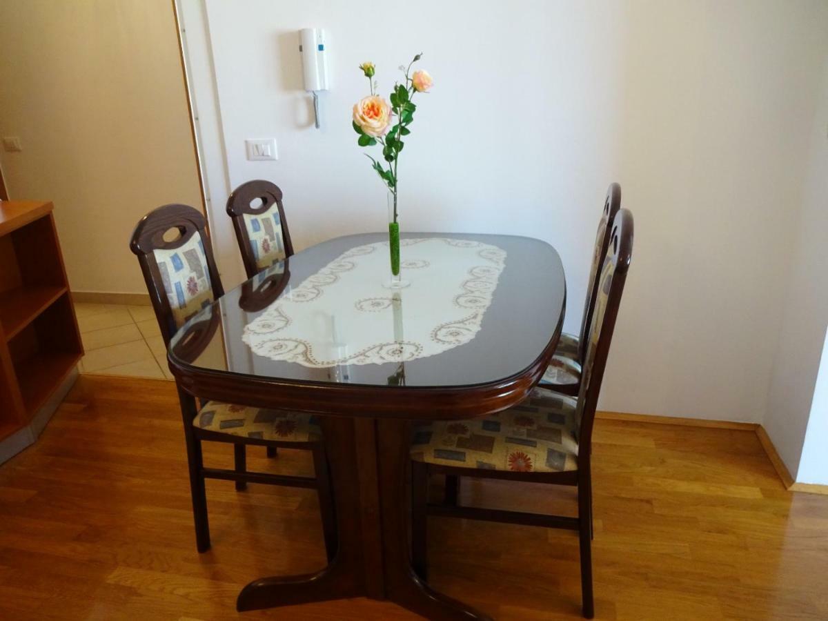 Apartman Gelic Макарська Екстер'єр фото